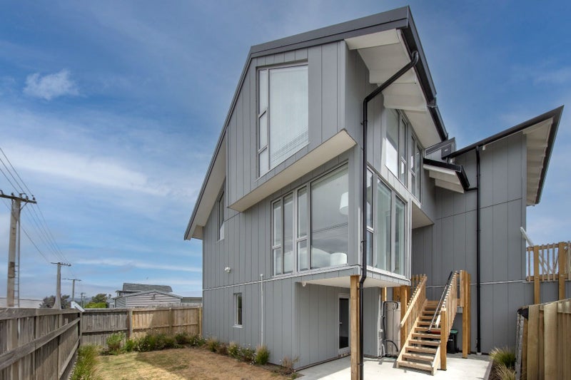 1/246 Marine Parade, New Brighton, Christchurch - Carousel 1