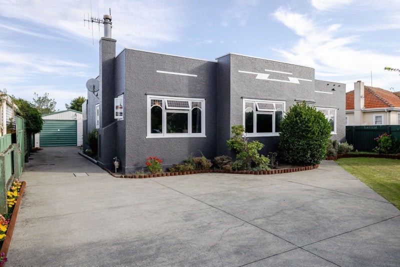 32 Rewa Street, Takaro, Palmerston North - Carousel 2