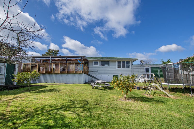 9 Whitelaw Place, Kamo, Whangarei - Carousel 1