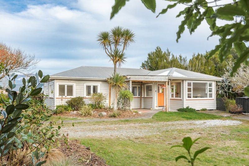 6 Golf Links Road, Carters Beach, Westport - Carousel 1