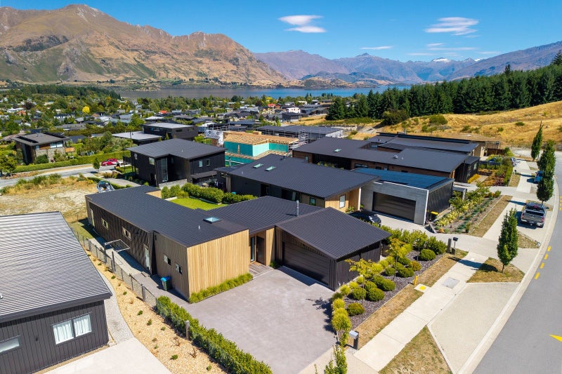 13 Mills Road, Wanaka, Wanaka, Otago - Carousel 2