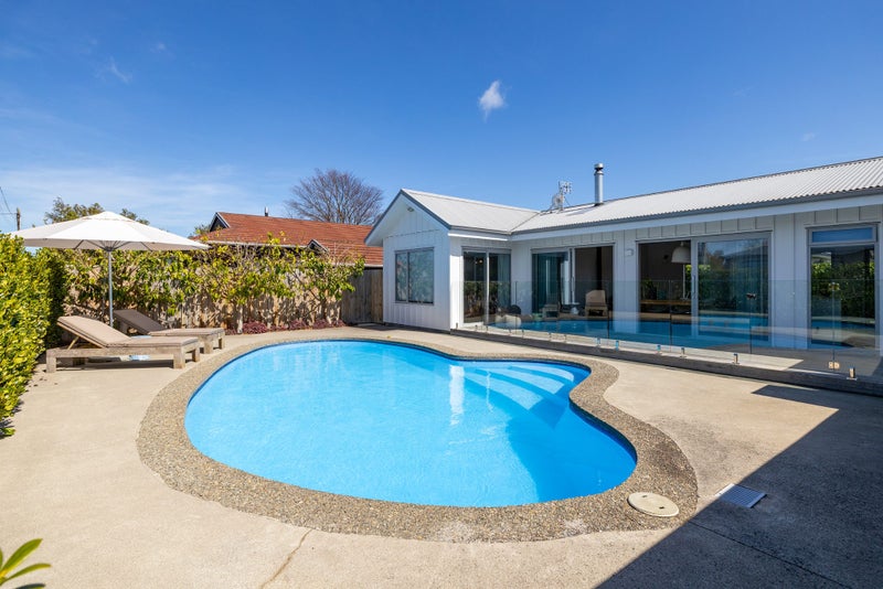 20 New York Street, Martinborough, Martinborough - Carousel 2