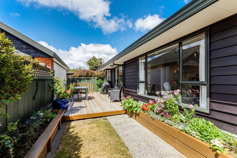 2/45 Brunswick ST, Hutt Central, Lower Hutt - Carousel 2