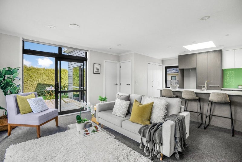 67 Merton Street, Trentham, Upper Hutt - Carousel 1