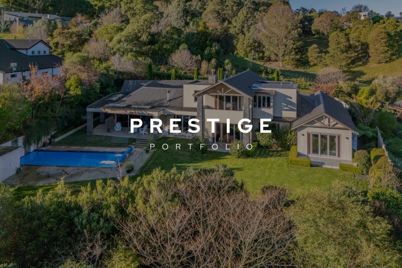 12 Lakeview Terrace, Taradale, Napier - Carousel 1