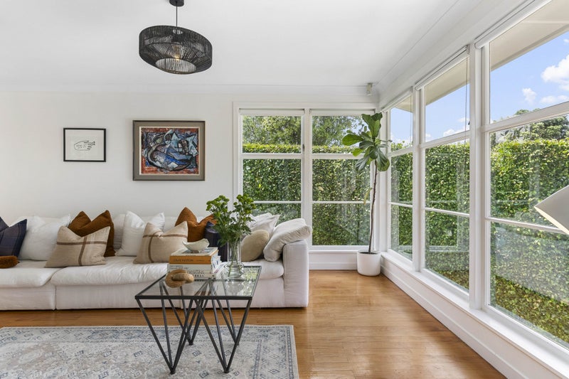 6 Bishopgate Street, Birkdale, Auckland - Carousel 2