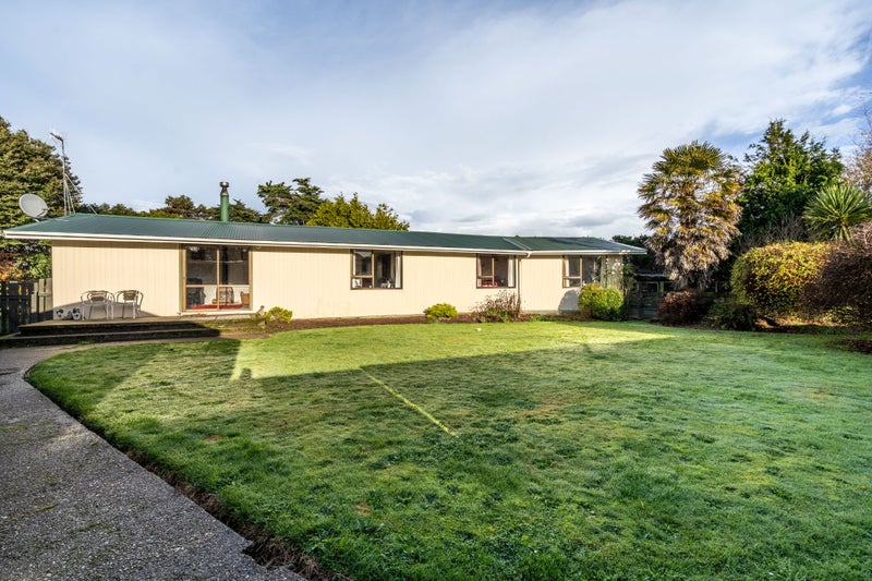 21 Kent Street, Woodend, Invercargill - Carousel 1