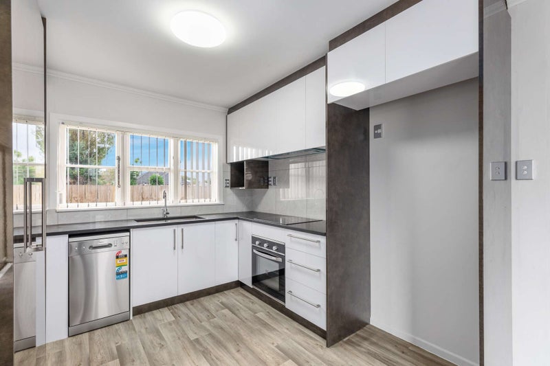 58C Gloucester Road, Manurewa, Auckland - Carousel 1