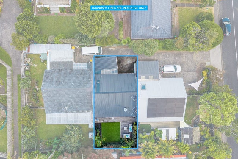 2/40 James Evans Drive, Northcote, Auckland - Carousel 25