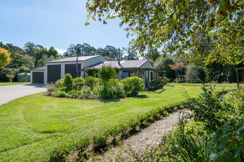 105 State Highway 30, Tikitere, Rotorua - Carousel 2