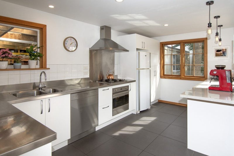 13 York Street, Waltham, Christchurch - Carousel 2