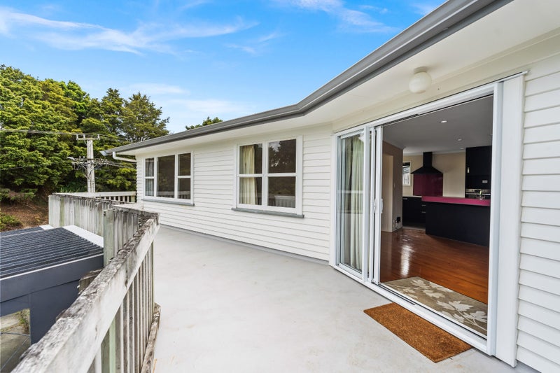 8 Memorial Drive, Parahaki, Whangarei - Carousel 2