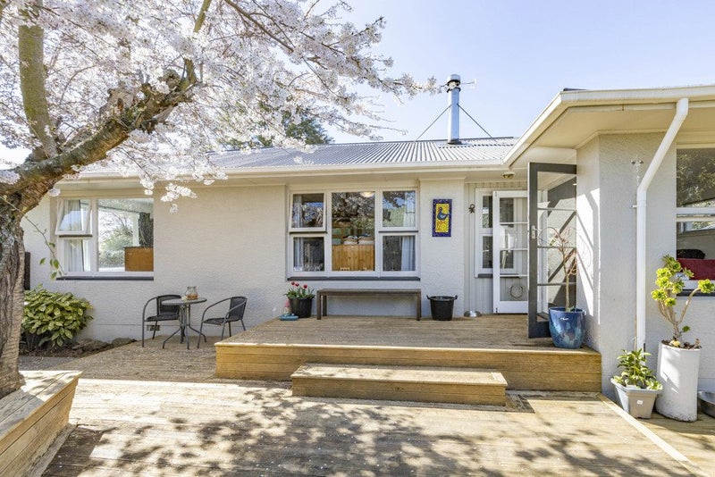 7 Woodend Road, Woodend, Woodend - Carousel 1