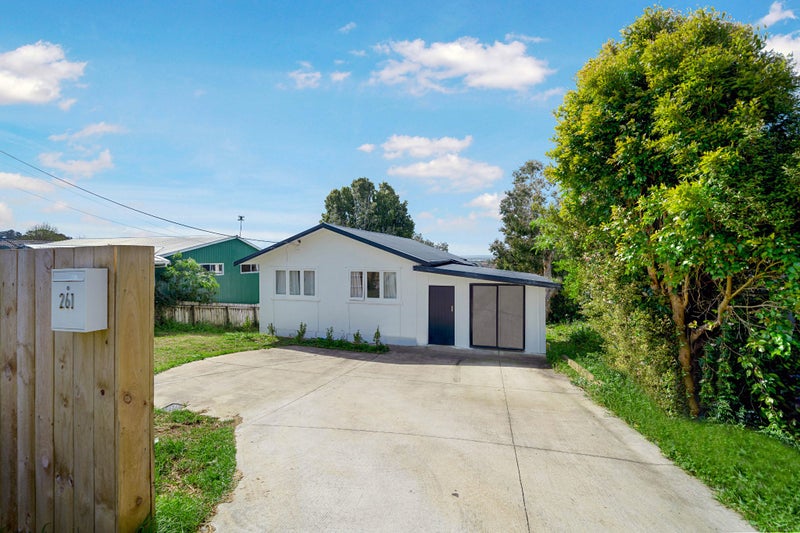 261 Sturges Road, Henderson, Auckland - Carousel 1