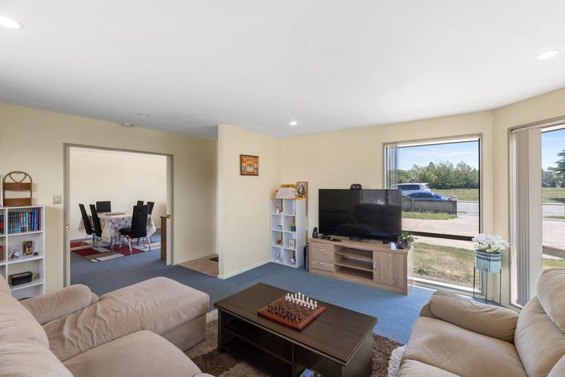 21 Springs Road, Hornby, Christchurch - Carousel 2