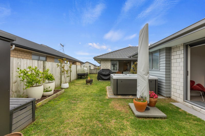 5 Kuru Place, Papamoa, Papamoa - Carousel 2