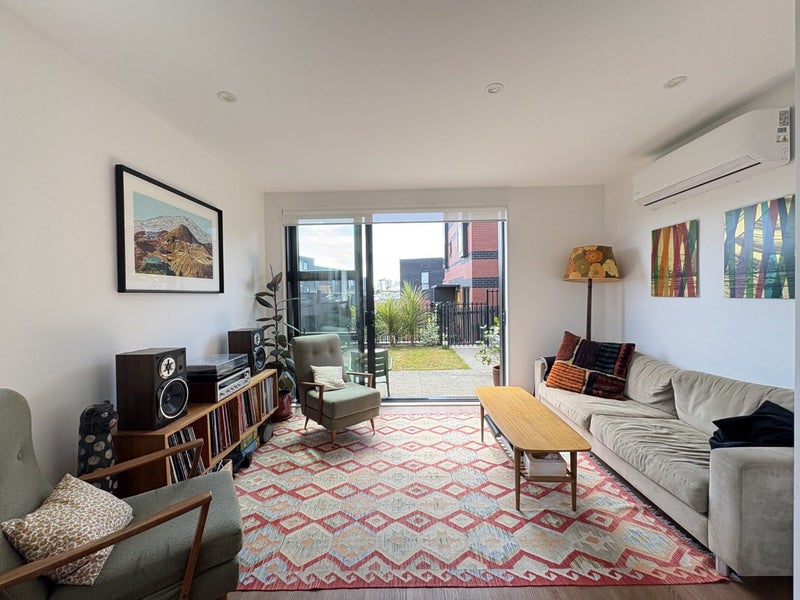 9E Playfair Road, Mount Roskill, Auckland - Carousel 1