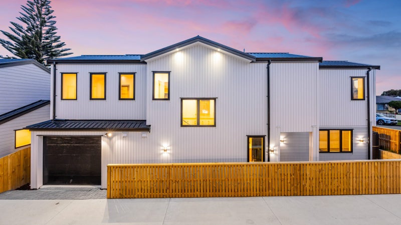 19A Sturdee Road, Manurewa, Auckland - Carousel 1