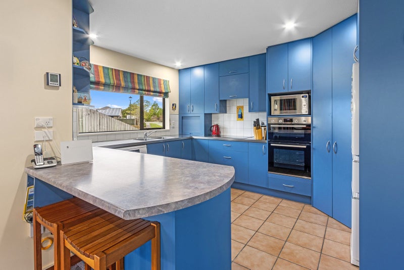 21 Langley Place, Belfast, Christchurch - Carousel 2