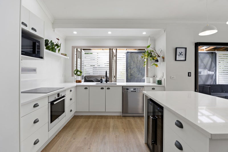 12 O'Neill Street, Claudelands, Hamilton - Carousel 2