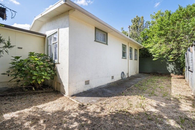 4 Keeling Street, West End, Palmerston North - Carousel 11