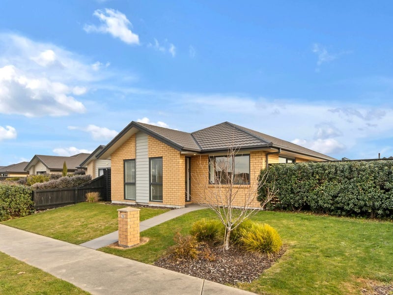 12 Wallingford Crescent, Rolleston, Rolleston - Carousel 1