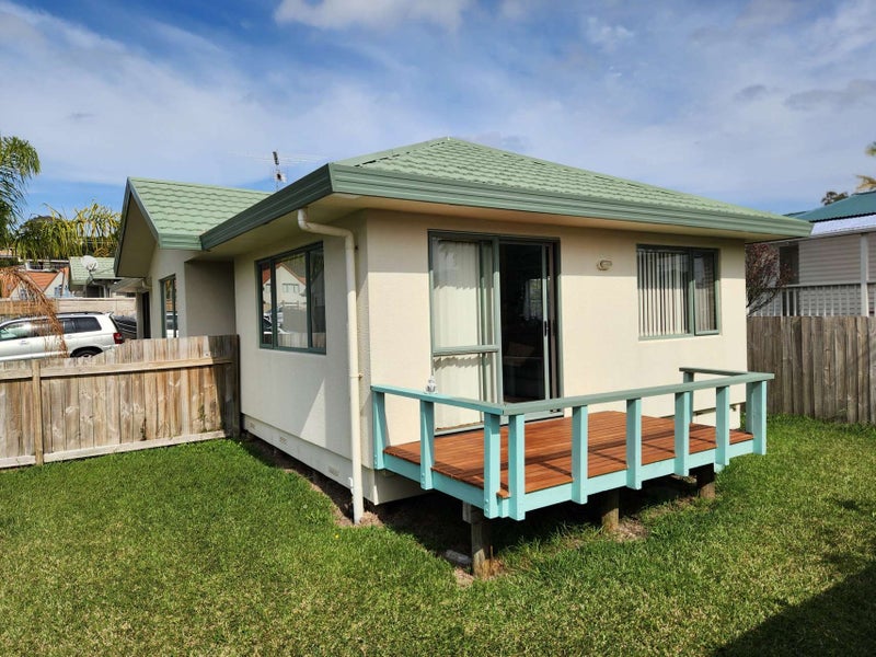 108A Brightside Road, Stanmore Bay, Rodney, Auckland - Carousel 1