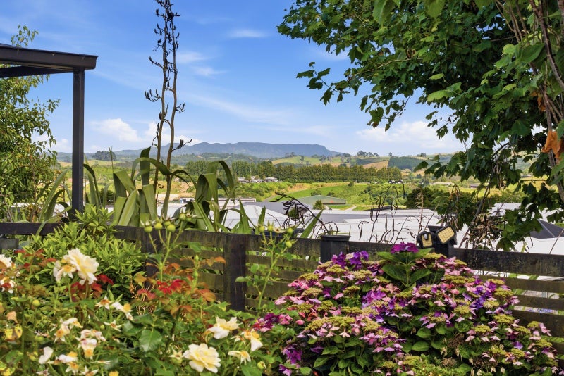 35 Robley Road, Pyes Pa, Tauranga - Carousel 2