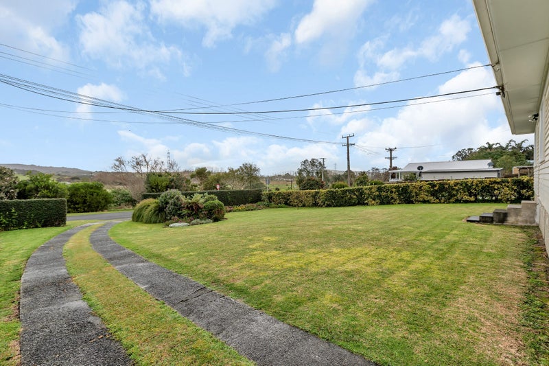 21 Camellia Avenue, Ruakaka - Carousel 2