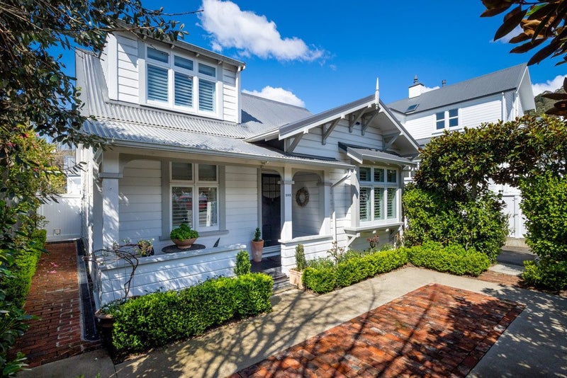 205 Collingwood Street, Nelson, Nelson - Carousel 1