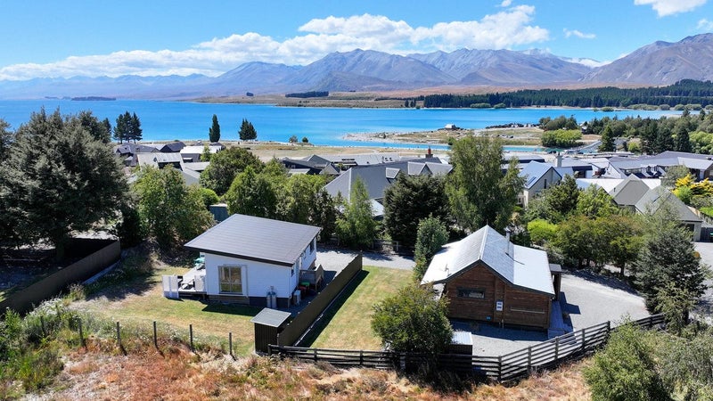 21 Aorangi Crescent, Lake Tekapo, Lake Tekapo - Carousel 1