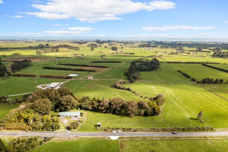 2133 Wiremu Road, New Plymouth - Carousel 47