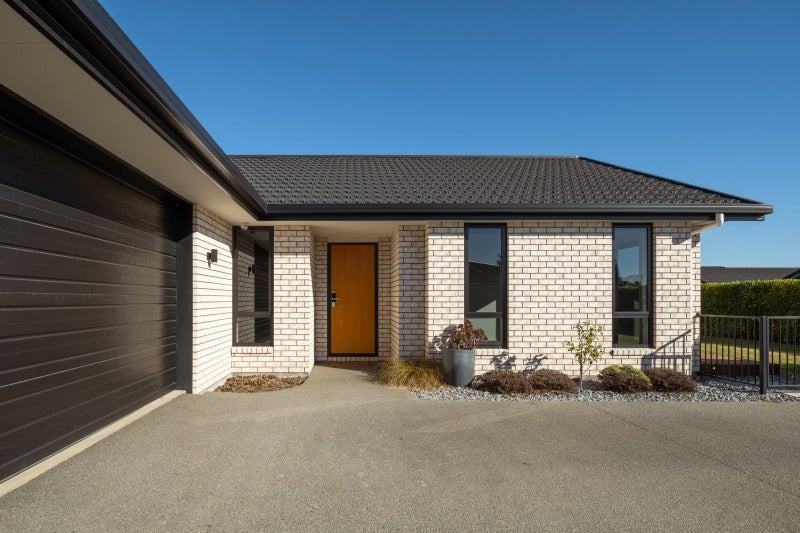 6 Dakota Place, Burleigh, Blenheim - Carousel 2