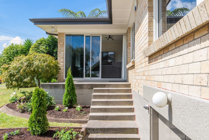 9 McKenzie Road, Owhata, Rotorua - Carousel 2