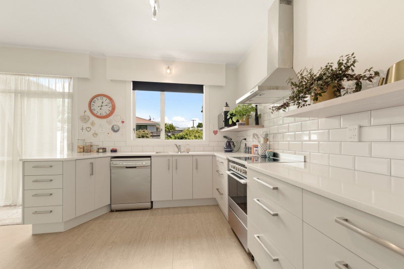 4 Mitre Street, Gore, Gore - Carousel 2