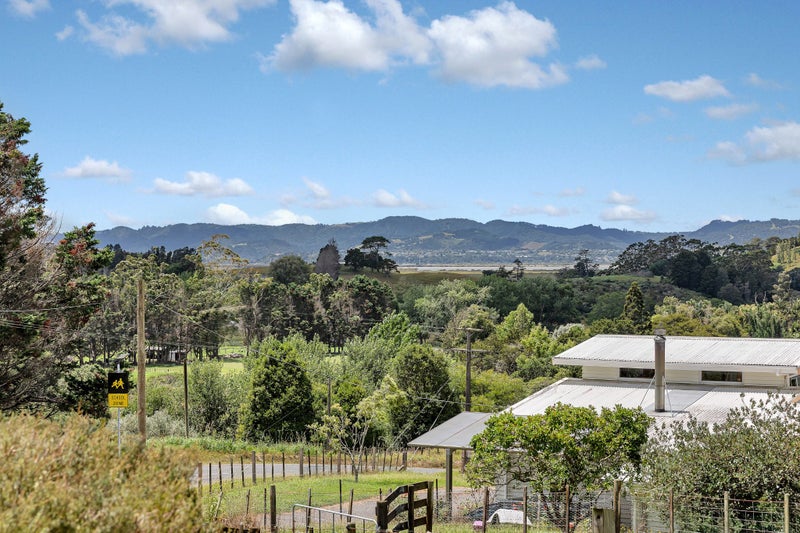 37 Valley View Road, Whangarei - Carousel 37