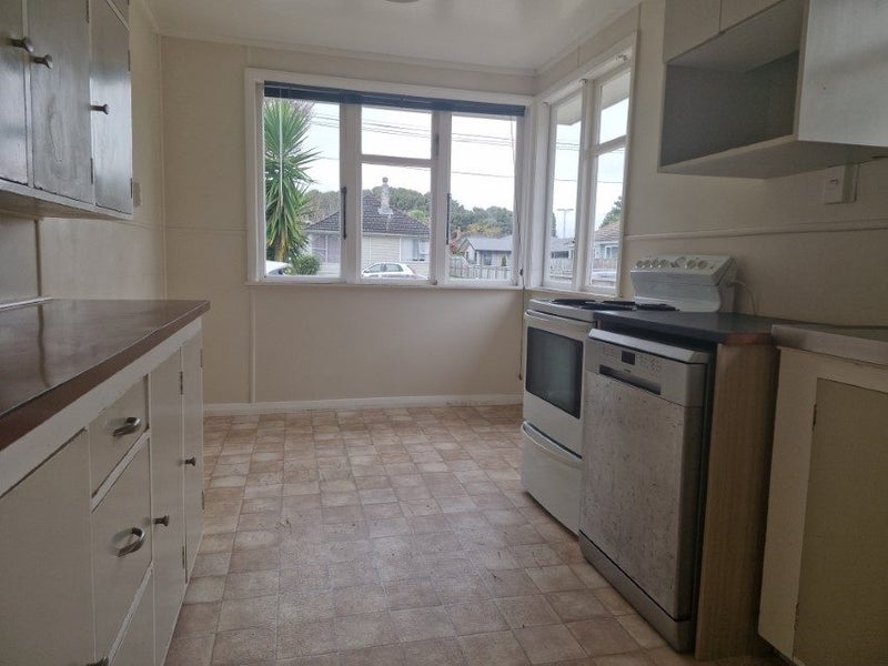 Property Valuation for 54 Lismore Street, Merrilands, New Plymouth