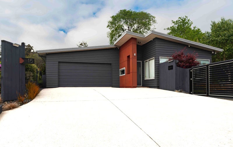 15 Sretlaw Place, Brockville, Dunedin - Carousel 1