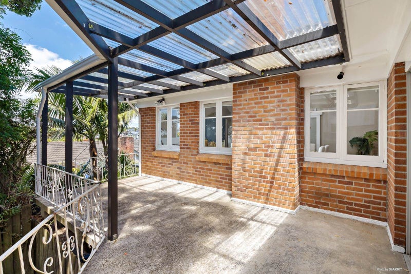 2 Locke Avenue, Mount Roskill, Auckland - Carousel 2