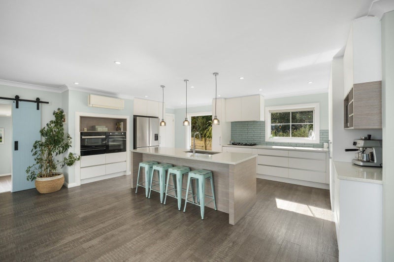 16 Tralee Street, Omokoroa, Omokoroa - Carousel 2