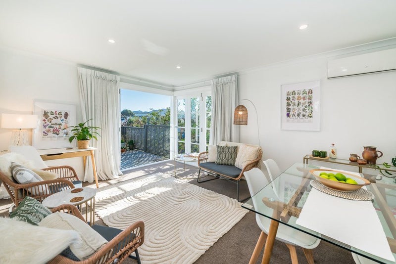 118 Seaview Road, Paraparaumu Beach, Paraparaumu - Carousel 2
