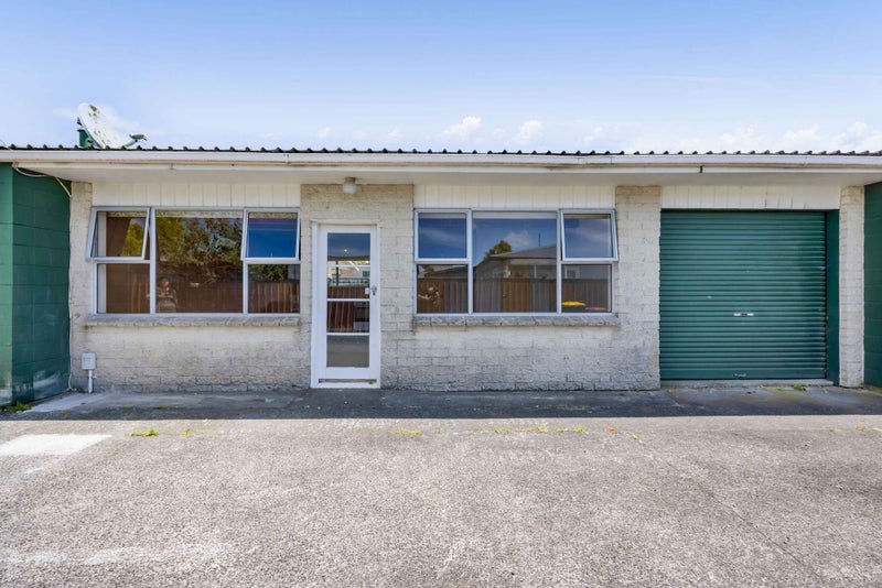 49B Celia Street, Stratford, Stratford - Carousel 1