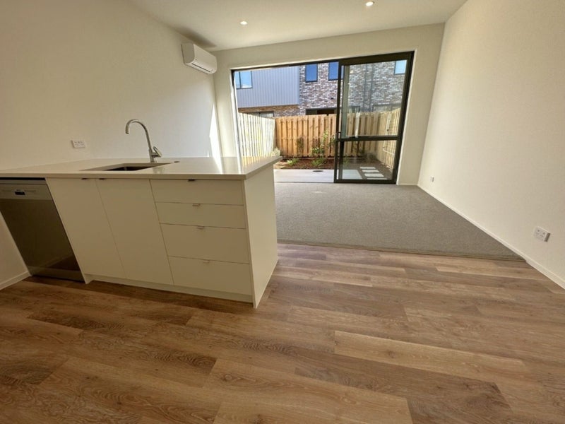26 Panehe Lane, Mount Wellington, Auckland - Carousel 2