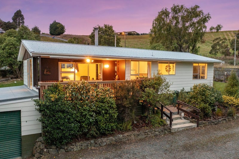 9 Castle Street, Waihola, Milton - Carousel 1