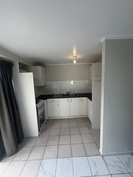 5 The Anchorage, Sunnyhills, Auckland - Carousel 2