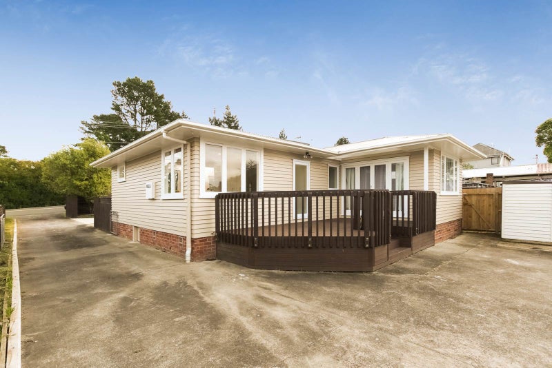 26 Pine Avenue, Henderson, Auckland - Carousel 2