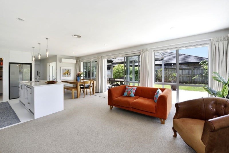 15 Wanderers Avenue, Brightwater - Carousel 2