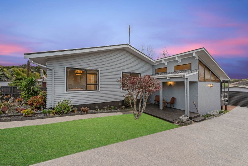 36 Kelkirk Street, Kelston, Auckland - Carousel 1