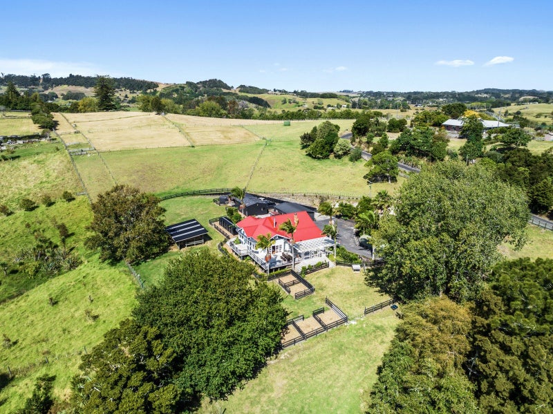 1539 State Highway 16, Helensville, Helensville - Carousel 1
