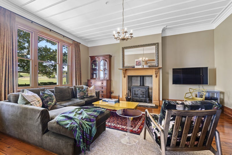 137 Egmont Road, Hillsborough, New Plymouth - Carousel 2